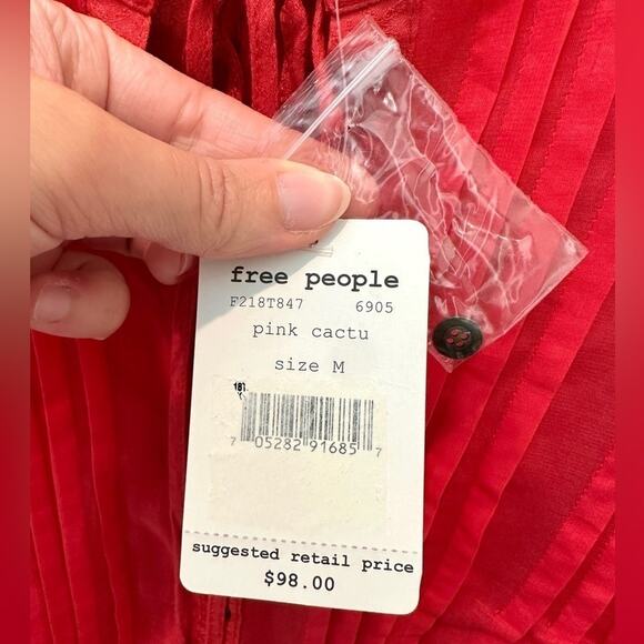 FREE PEOPLE | Coral Pink Pintuck Boho High Low Blouse NWT | Size Medium - Picture 8 of 9
